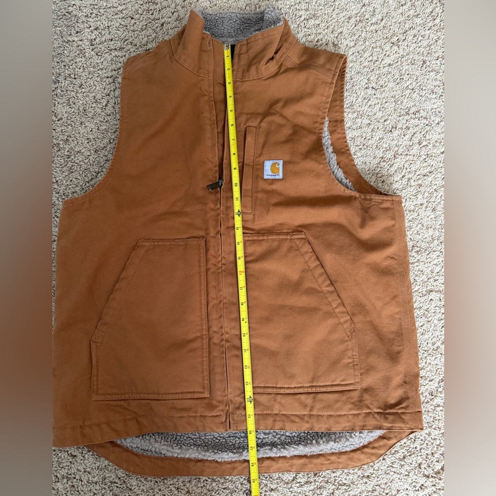 Carhartt men’s Tan Vest - Picture 2 of 4